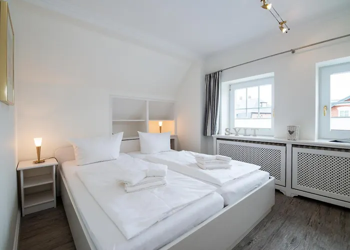 Gaadt Am Suedstrand, Og *